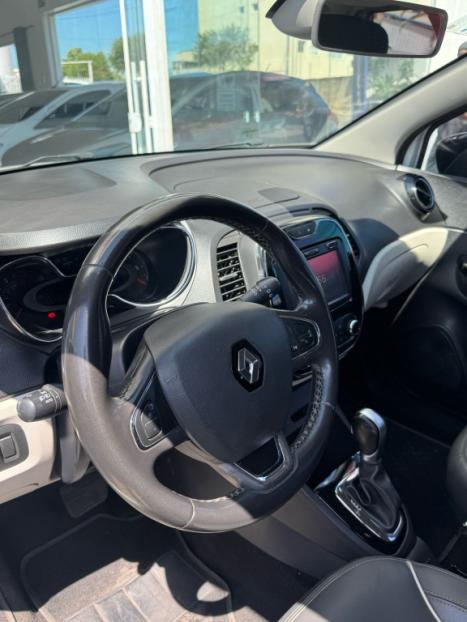 RENAULT Captur 1.6 16V 4P FLEX SCE INTENSE X-TRONIC CVT, Foto 7 RENAULT Captur 1.6 16V 4P FLEX SCE INTENSE X-TRONIC CVT, Foto 7
