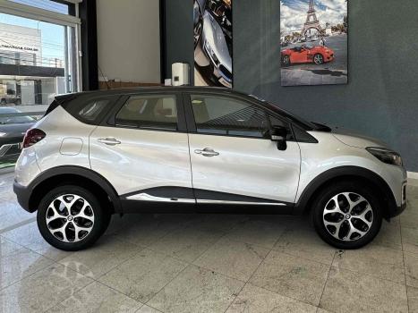 RENAULT Captur 1.6 16V 4P FLEX SCE LIFE X-TRONIC CVT, Foto 4 RENAULT Captur 1.6 16V 4P FLEX SCE LIFE X-TRONIC CVT, Foto 4