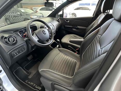 RENAULT Captur 1.6 16V 4P FLEX SCE LIFE X-TRONIC CVT, Foto 15 RENAULT Captur 1.6 16V 4P FLEX SCE LIFE X-TRONIC CVT, Foto 15