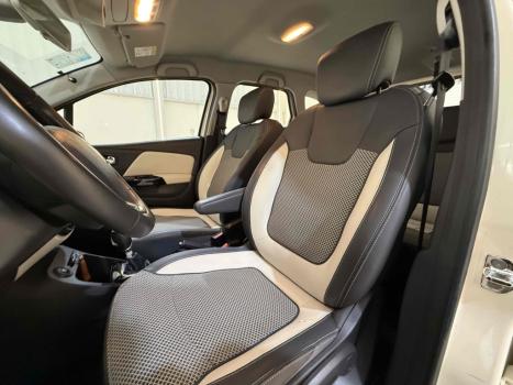 RENAULT Captur 1.6 16V 4P FLEX SCE INTENSE X-TRONIC CVT, Foto 12