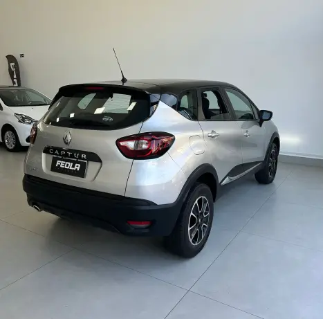 RENAULT Captur 1.6 16V 4P FLEX SCE LIFE X-TRONIC CVT, Foto 3