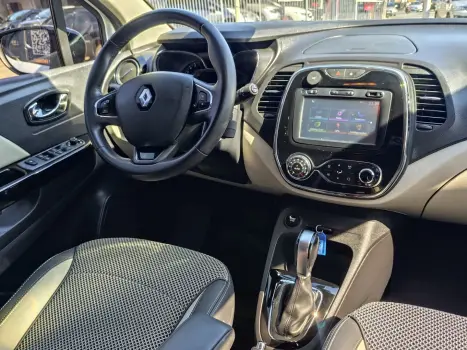 RENAULT Captur 1.6 16V 4P FLEX SCE INTENSE X-TRONIC CVT, Foto 16