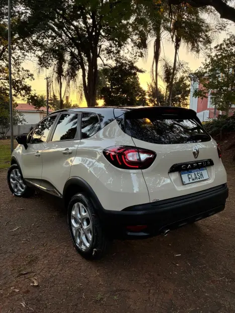 RENAULT Captur 1.6 16V 4P FLEX SCE LIFE X-TRONIC CVT, Foto 10
