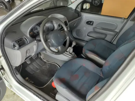 RENAULT Clio Hatch 1.0 4P RL, Foto 5 RENAULT Clio Hatch 1.0 4P RL, Foto 5
