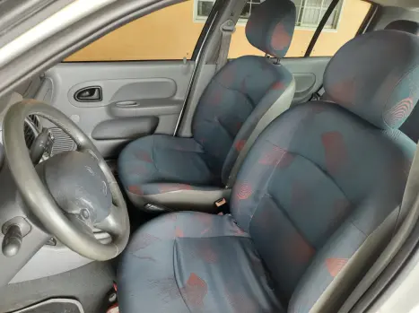 RENAULT Clio Hatch 1.0 4P RL, Foto 6 RENAULT Clio Hatch 1.0 4P RL, Foto 6
