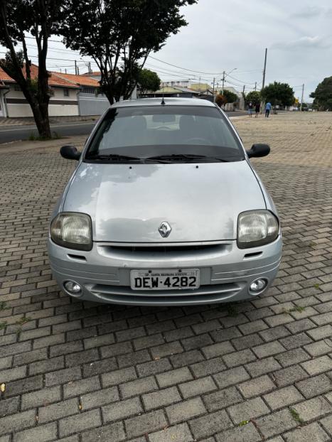 RENAULT Clio Hatch 1.0 16V 4P RT, Foto 2