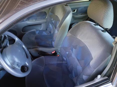 RENAULT Clio Hatch 1.0 16V 4P RT, Foto 8