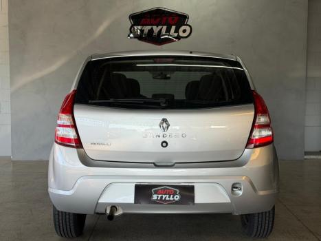 RENAULT Clio Hatch 1.0 16V 4P FLEX EXPRESSION, Foto 5