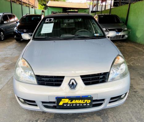 RENAULT Clio Sedan 1.0 16V 4P HI FLEX AUTHENTIQUE, Foto 2 RENAULT Clio Sedan 1.0 16V 4P HI FLEX AUTHENTIQUE, Foto 2