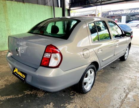 RENAULT Clio Sedan 1.0 16V 4P HI FLEX AUTHENTIQUE, Foto 5 RENAULT Clio Sedan 1.0 16V 4P HI FLEX AUTHENTIQUE, Foto 5