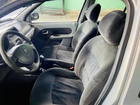 RENAULT Clio Sedan 1.0 16V 4P HI FLEX AUTHENTIQUE, Foto 8 RENAULT Clio Sedan 1.0 16V 4P HI FLEX AUTHENTIQUE, Foto 8
