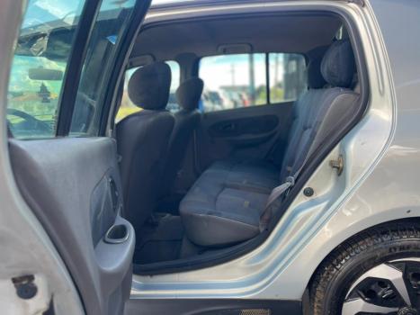 RENAULT Clio Sedan 1.6 16V 4P RN, Foto 14