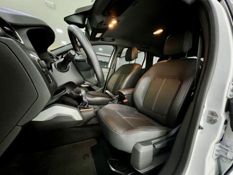 RENAULT Duster 1.3 16V 4P ICONIC TURBO TCe AUTOM�TICO CVT, Foto 8