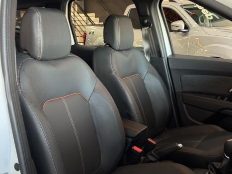 RENAULT Duster 1.3 16V 4P ICONIC TURBO TCe AUTOM�TICO CVT, Foto 12