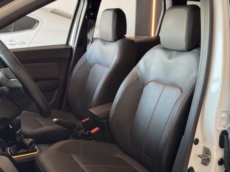 RENAULT Duster 1.3 16V 4P ICONIC TURBO TCe AUTOM�TICO CVT, Foto 17