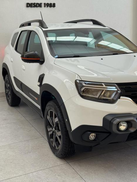 RENAULT Duster 1.3 16V 4P ICONIC TURBO TCe AUTOM�TICO CVT, Foto 2