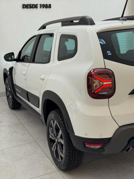 RENAULT Duster 1.3 16V 4P ICONIC TURBO TCe AUTOM�TICO CVT, Foto 13