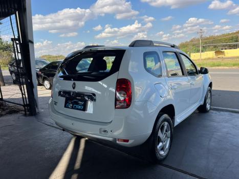 RENAULT Duster 1.6 16V 4P FLEX DYNAMIQUE, Foto 4 RENAULT Duster 1.6 16V 4P FLEX DYNAMIQUE, Foto 4