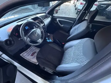 RENAULT Duster 1.6 16V 4P FLEX EXPRESSION, Foto 3 RENAULT Duster 1.6 16V 4P FLEX EXPRESSION, Foto 3