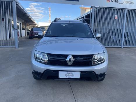 RENAULT Duster 1.6 16V 4P FLEX SCE AUTHENTIQUE X-TRONIC AUTOMÁTICO, Foto 2 RENAULT Duster 1.6 16V 4P FLEX SCE AUTHENTIQUE X-TRONIC AUTOMÁTICO, Foto 2