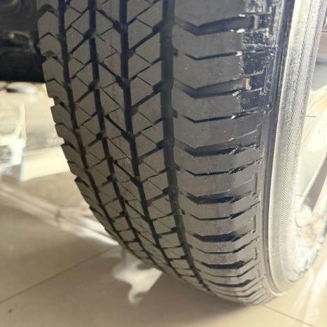 RENAULT Duster 1.6 16V 4P FLEX SCE AUTHENTIQUE X-TRONIC AUTOMÁTICO, Foto 8 RENAULT Duster 1.6 16V 4P FLEX SCE AUTHENTIQUE X-TRONIC AUTOMÁTICO, Foto 8