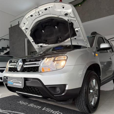 RENAULT Duster 1.6 16V 4P FLEX SCE AUTHENTIQUE X-TRONIC AUTOMÁTICO, Foto 19 RENAULT Duster 1.6 16V 4P FLEX SCE AUTHENTIQUE X-TRONIC AUTOMÁTICO, Foto 19