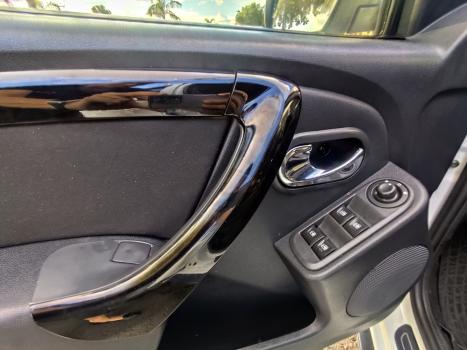 RENAULT Duster 1.6 16V 4P FLEX DAKAR, Foto 18