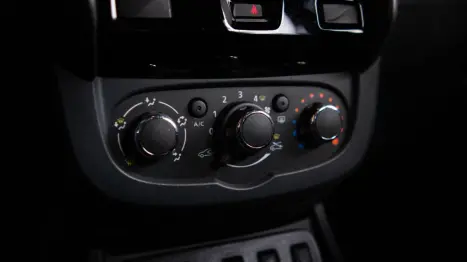 RENAULT Duster 1.6 16V 4P FLEX EXPRESSION AUTOM�TICO CVT, Foto 24