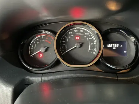 RENAULT Duster 1.6 16V 4P FLEX DYNAMIQUE AUTOM�TICO CVT, Foto 8