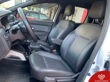 RENAULT Duster 1.6 16V 4P FLEX SCE ICONIC X-TRONIC AUTOM�TICO, Foto 9