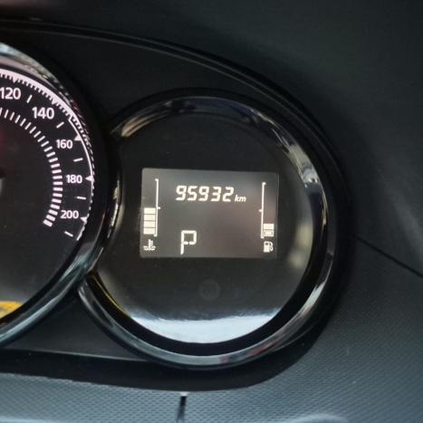 RENAULT Duster 1.6 16V 4P FLEX EXPRESSION AUTOM�TICO CVT, Foto 9