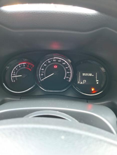 RENAULT Duster 1.6 16V 4P FLEX EXPRESSION AUTOM�TICO CVT, Foto 6