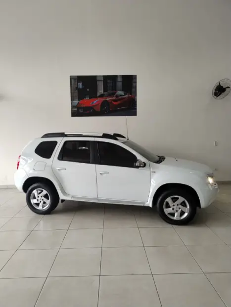 RENAULT Duster 1.6 16V 4P FLEX DYNAMIQUE, Foto 2