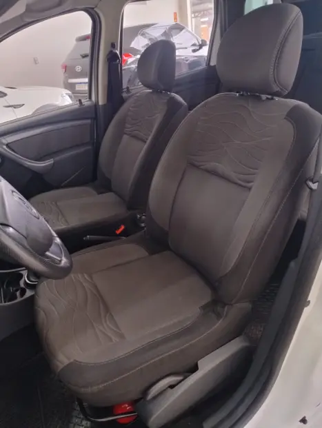 RENAULT Duster 1.6 16V 4P FLEX DYNAMIQUE, Foto 13