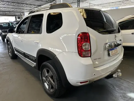 RENAULT Duster 1.6 16V 4P FLEX DYNAMIQUE, Foto 2