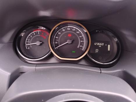 RENAULT Duster 1.6 16V 4P FLEX DYNAMIQUE AUTOM�TICO CVT, Foto 8