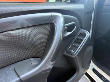 RENAULT Duster 1.6 16V 4P FLEX DYNAMIQUE, Foto 11