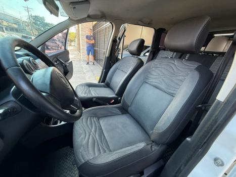 RENAULT Duster 1.6 16V 4P FLEX DYNAMIQUE, Foto 12