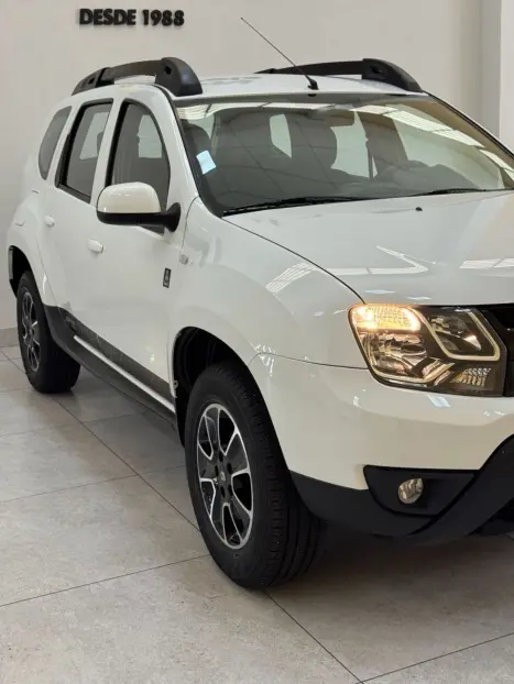 RENAULT Duster 1.6 16V 4P FLEX DAKAR, Foto 4