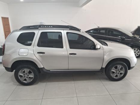 RENAULT Duster 1.6 16V 4P FLEX SCE AUTHENTIQUE X-TRONIC AUTOMÁTICO, Foto 8