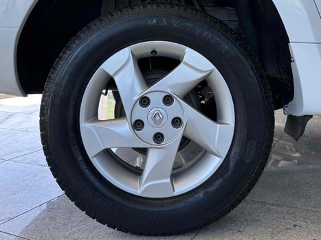 RENAULT Duster 2.0 16V 4P FLEX DYNAMIQUE AUTOMTICO, Foto 9