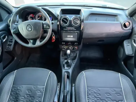 RENAULT Duster 2.0 16V 4P FLEX DYNAMIQUE AUTOMÁTICO, Foto 6 RENAULT Duster 2.0 16V 4P FLEX DYNAMIQUE AUTOMÁTICO, Foto 6