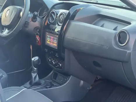 RENAULT Duster 2.0 16V 4P FLEX DYNAMIQUE AUTOMÁTICO, Foto 8 RENAULT Duster 2.0 16V 4P FLEX DYNAMIQUE AUTOMÁTICO, Foto 8