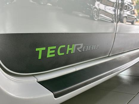 RENAULT Duster 2.0 16V 4P FLEX TECH ROAD AUTOM�TICO, Foto 4