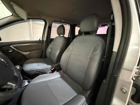 RENAULT Duster 2.0 16V 4P FLEX TECH ROAD II, Foto 15