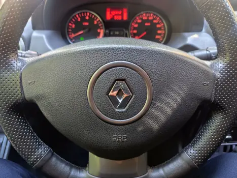 RENAULT Duster 2.0 16V 4P FLEX TECH ROAD AUTOM�TICO, Foto 15