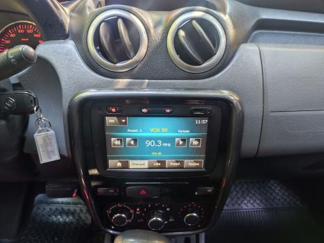 RENAULT Duster 2.0 16V 4P FLEX TECH ROAD AUTOM�TICO, Foto 17
