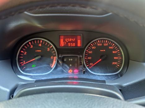 RENAULT Duster 2.0 16V 4P FLEX TECH ROAD AUTOM�TICO, Foto 16