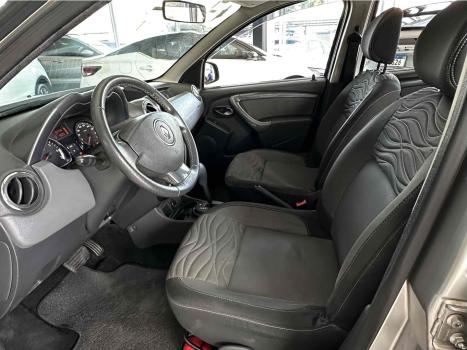 RENAULT Duster 2.0 16V 4P FLEX TECH ROAD AUTOM�TICO, Foto 16