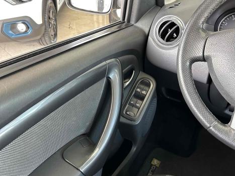 RENAULT Duster 2.0 16V 4P FLEX TECH ROAD AUTOM�TICO, Foto 20